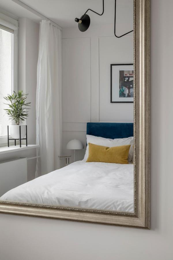 Stylowy Apartament Przy Metrze Varsó Kültér fotó