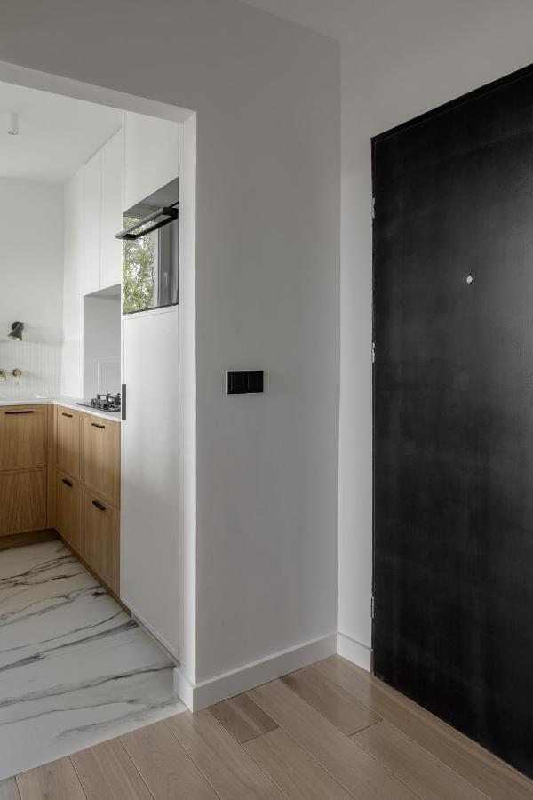 Stylowy Apartament Przy Metrze Varsó Kültér fotó