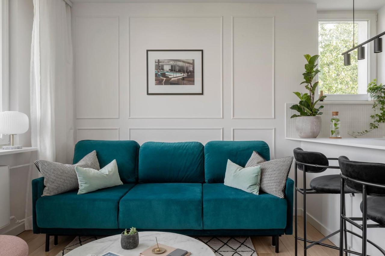 Stylowy Apartament Przy Metrze Varsó Kültér fotó
