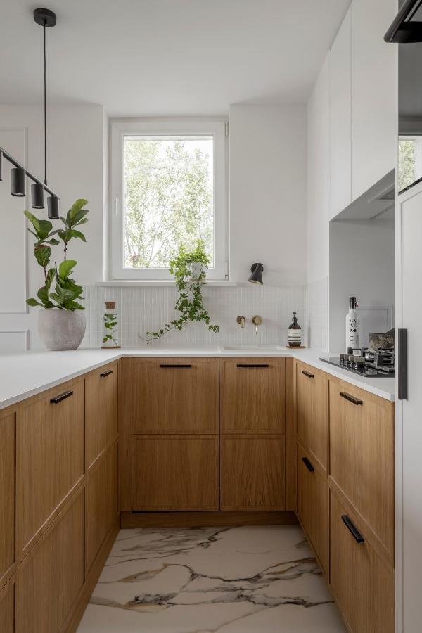 Stylowy Apartament Przy Metrze Varsó Kültér fotó