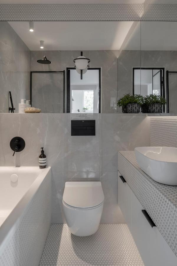 Stylowy Apartament Przy Metrze Varsó Kültér fotó
