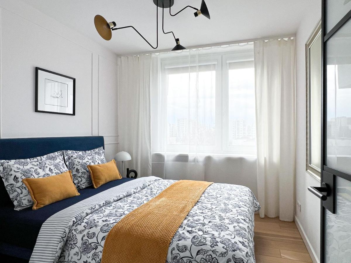 Stylowy Apartament Przy Metrze Varsó Kültér fotó